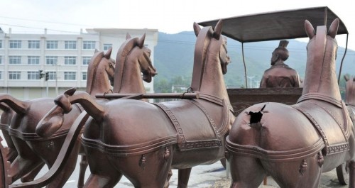 公共设施屡遭破坏 人人有责