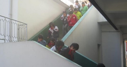 商南县赵川小学成功举行防火教育与应急疏散演练活动