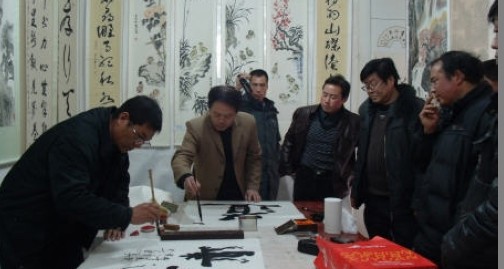 洛南巡检镇开展干群素质提升工程书画展