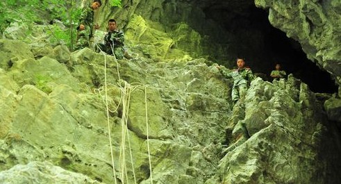 金丝峡发现罕见大溶洞