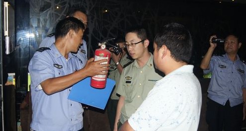 我市公安消防部门积极开展消防安全大检查活动