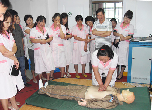 商州区计生站开展技术比武活动