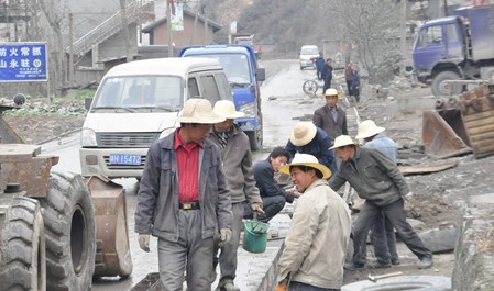 柞水小岭段道路大修一期主体工程竣工