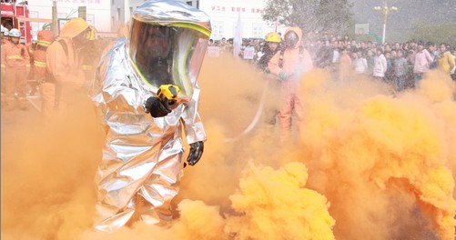 商州：防空防火大演练