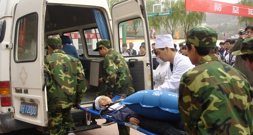 丹凤举办应急疏散演练活动