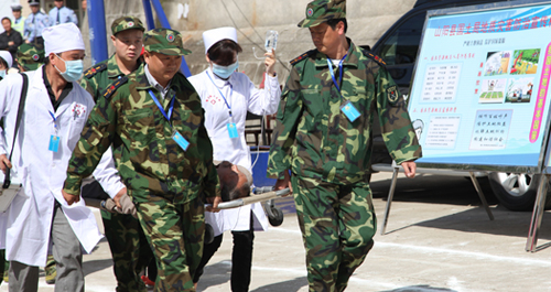 我市在山阳举行地质灾害应急演练