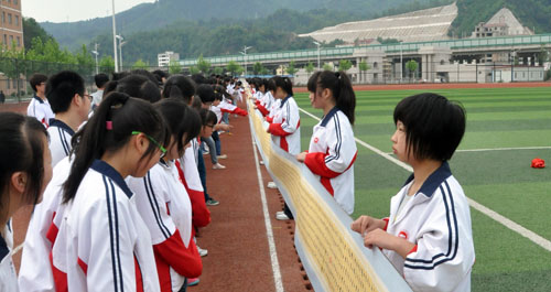 柞水：转业老兵创作百米书法长卷