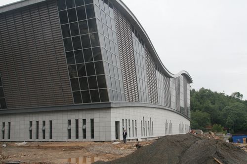 山阳室内游泳馆主体竣工