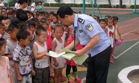 丹凤小学告知家长暑假学生安全常识