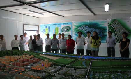 商州村干部学习发展新农村建设经验