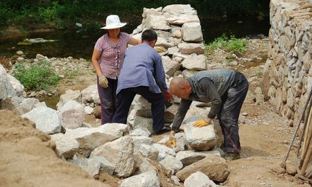 柞水加大水利工程建设解决万人饮水困难