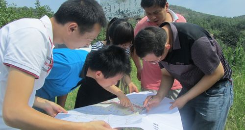 《丹凤土地整治规划（2011-2020）》通过专家组评审