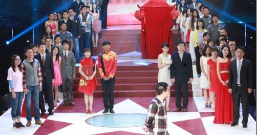 商南一对新人央视《星光大道》上宣传家乡