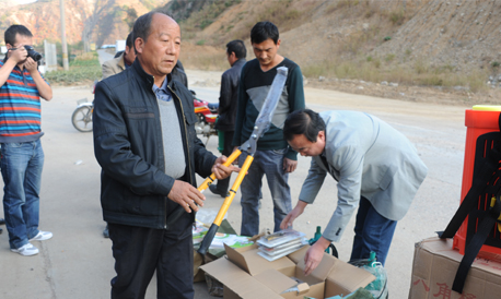 丹凤交通运输局为农民增收提供技术支持