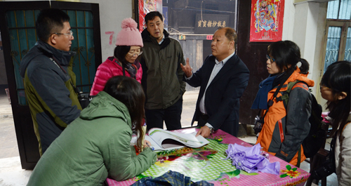 专家深入柞水凤凰古镇考察旅游规划工作