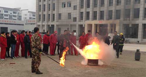 丹凤县开展消防灭火演练