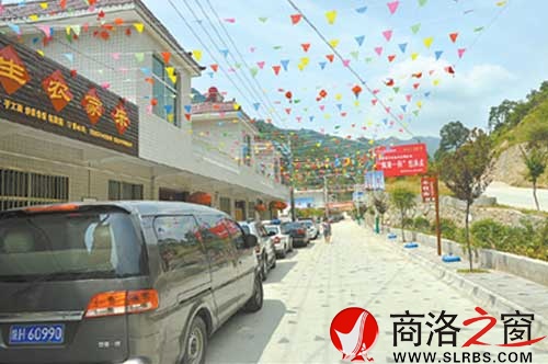 乡村游了丰收村