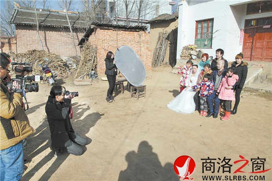 拍下最后的全家福