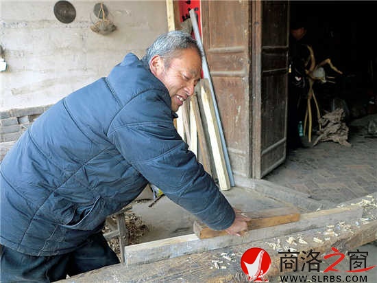 干活乐呵呵