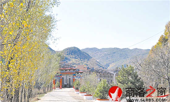 秦岭山中的美丽小镇麻坪