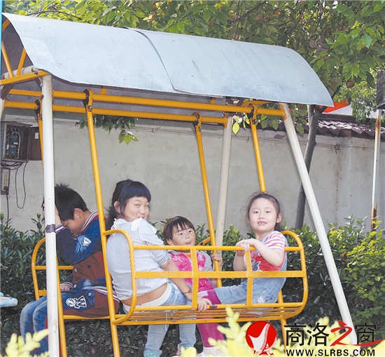 农家乐乐了农民醉了游人