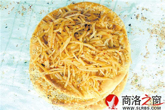 新鲜出炉的芝麻饼