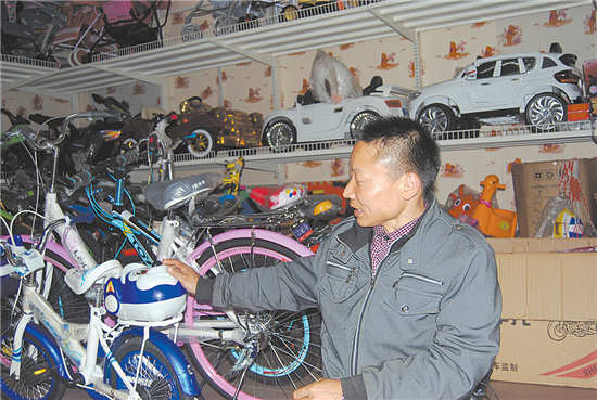 残翅“雄鹰”照样放飞