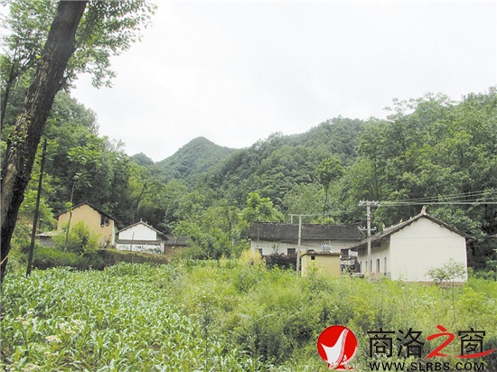 大山深处殷建行的家