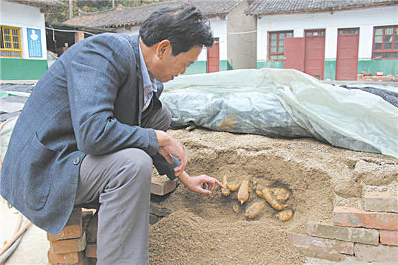 带领乡亲致富的编外村民