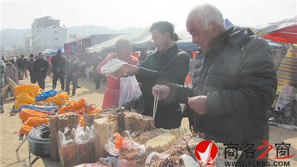 快过年了，添置新筷子必不可少。