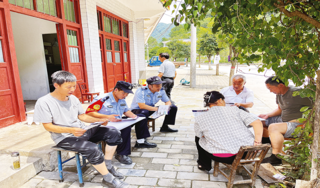 加强禁毒宣传 共筑无毒防线