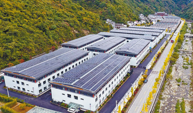 “楼上养鱼”破瓶颈 科技赋能富山乡