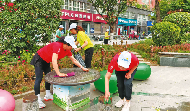 公益捡跑为绿色家园建设添彩