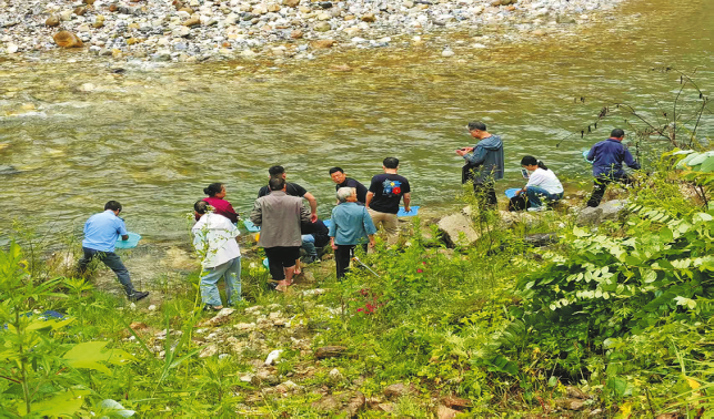镇安增殖放流护水源