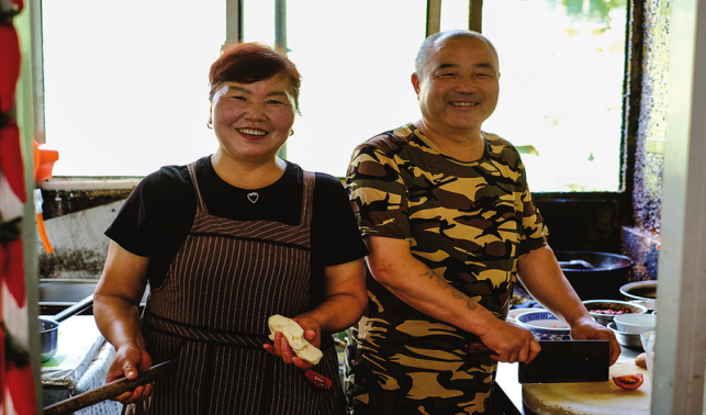 黑龙口老街40年不熄的炉火