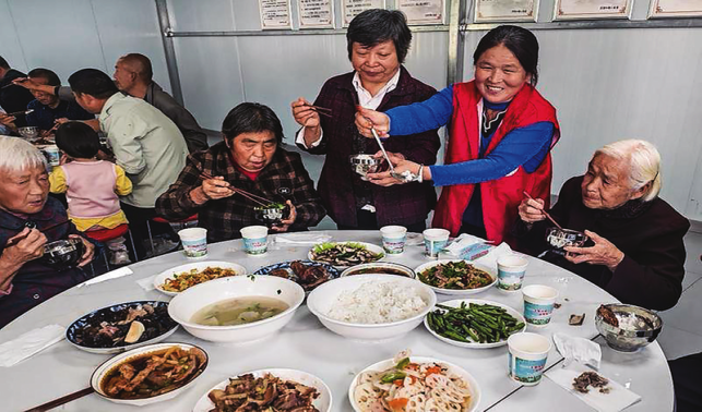 村头食堂飘出幸福味